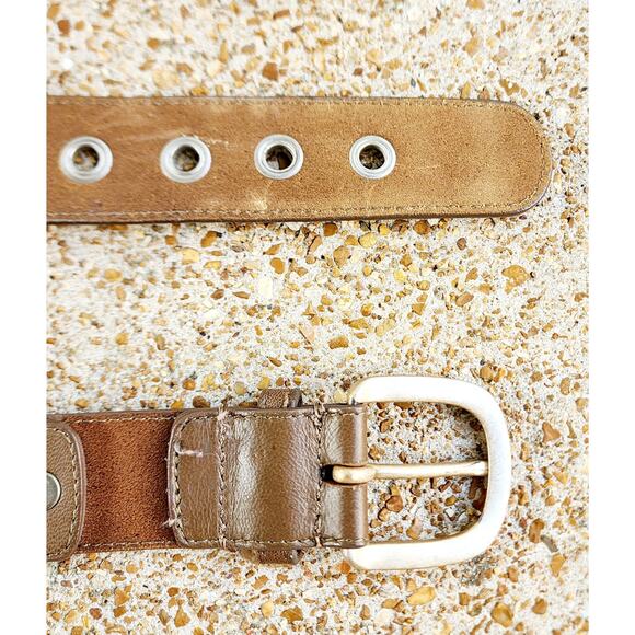 Vintage Ann Taylor Loft Brown Leather Belt XS Studded Western Distressed Rugged - Picture 8 of 8